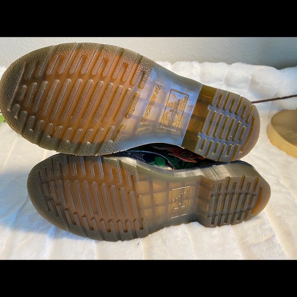 NWOT Dr. Martens 1460 Web Botanical Boots | Size 6 - Picture 8 of 11